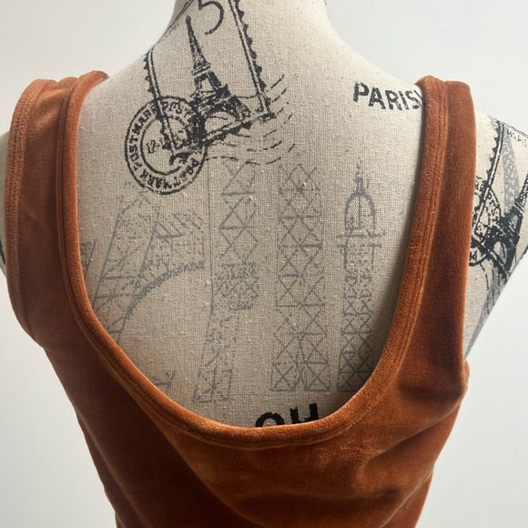 Soft Cropped Tank Top! - Picture 5 of 13